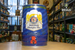 Barril oficial Paulaner Oktoberfest Bier estilo Festbier con capacidad de 5 litros.
Incluye un grifo dispensador integrado para servir y compartir al estilo de Baviera.