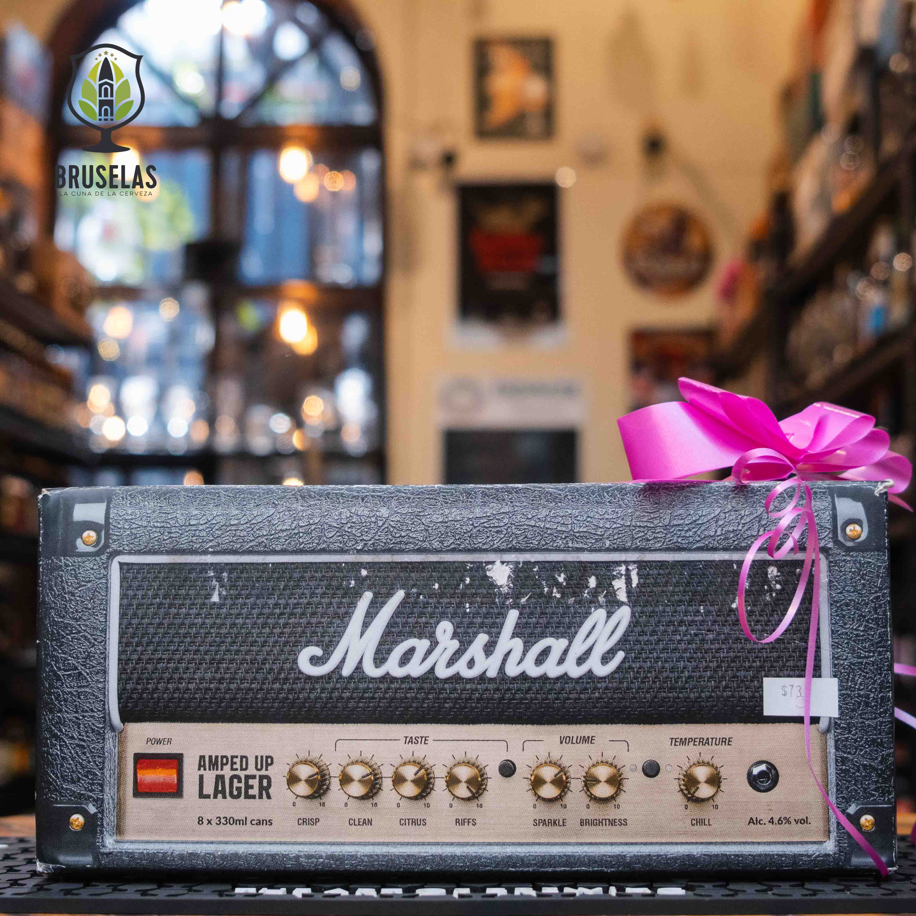CAJA DE CERVEZA MARSHALL EN FORMA DE AMPLIFICADOR CON 8 LATAS