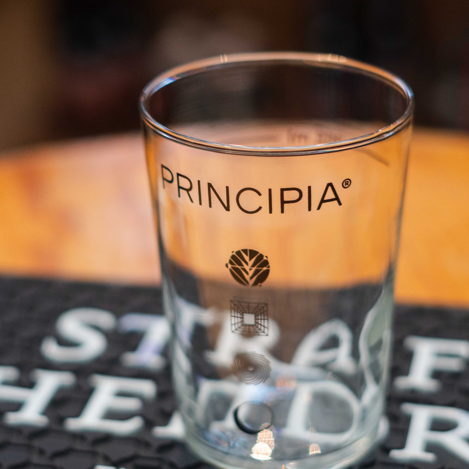 Principia - Vaso Logo Negro