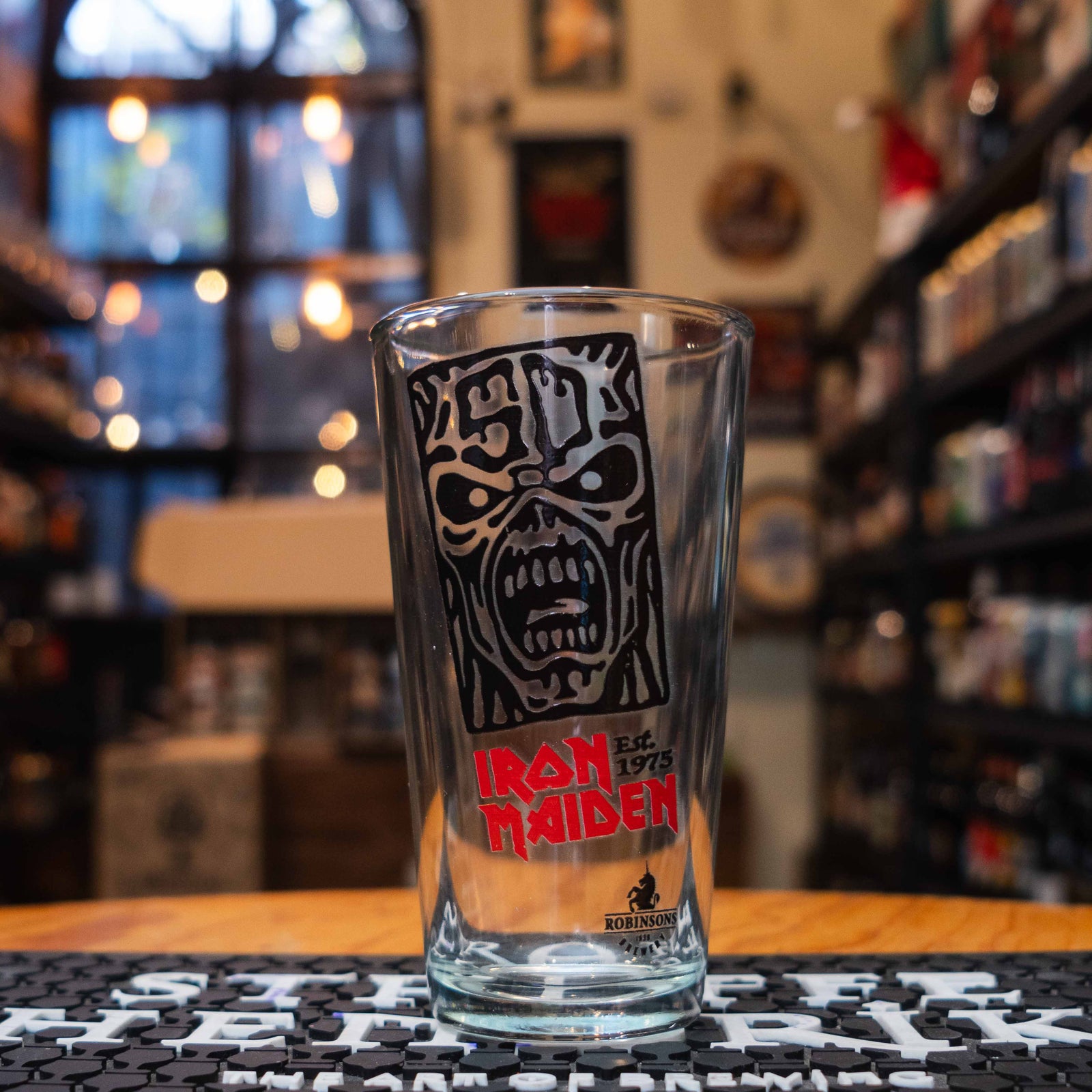 Robinson's - Iron Maiden Box 50TH Anniversary Rojo