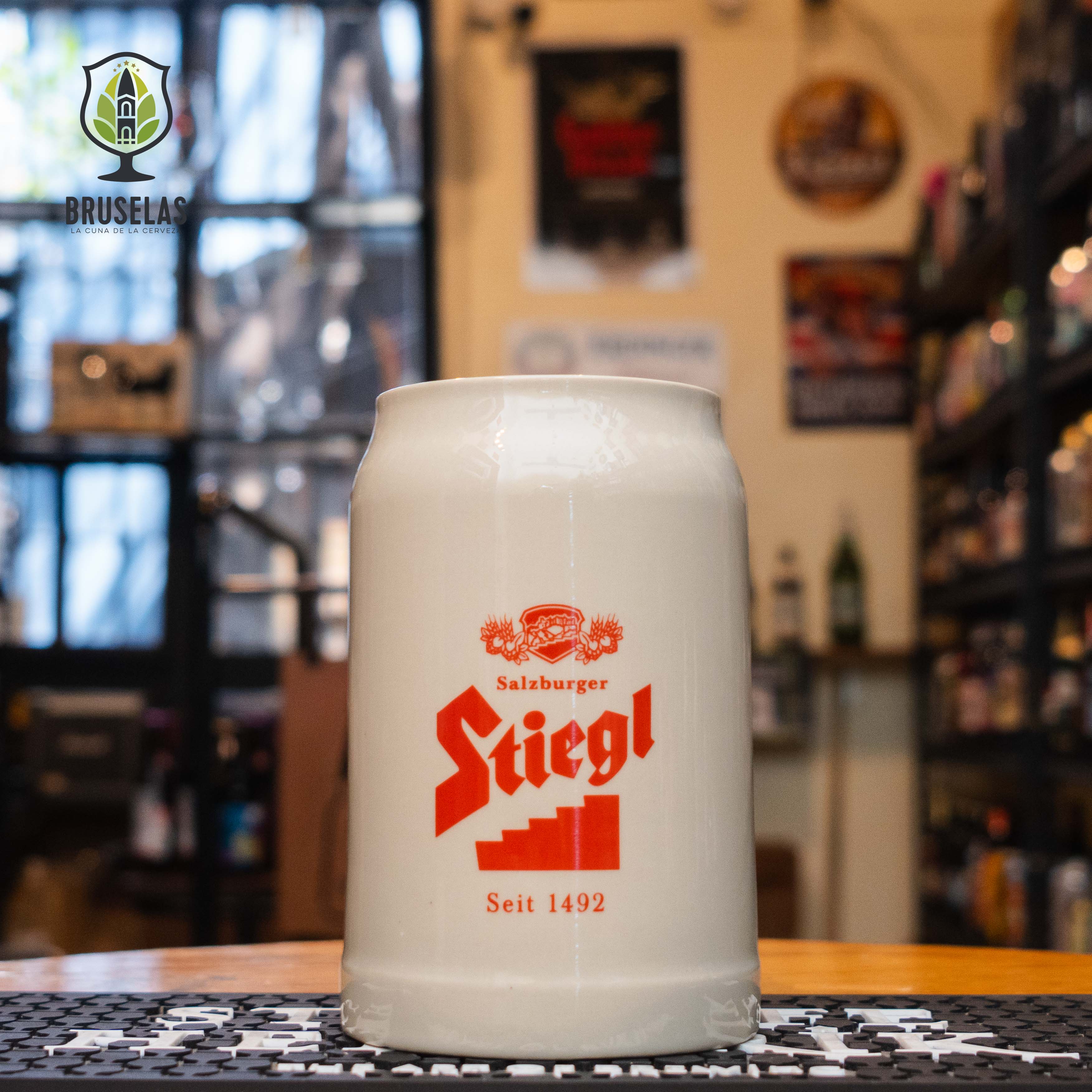 Tarro de cerveza Stiegl elaborado con cerámica a buen precio