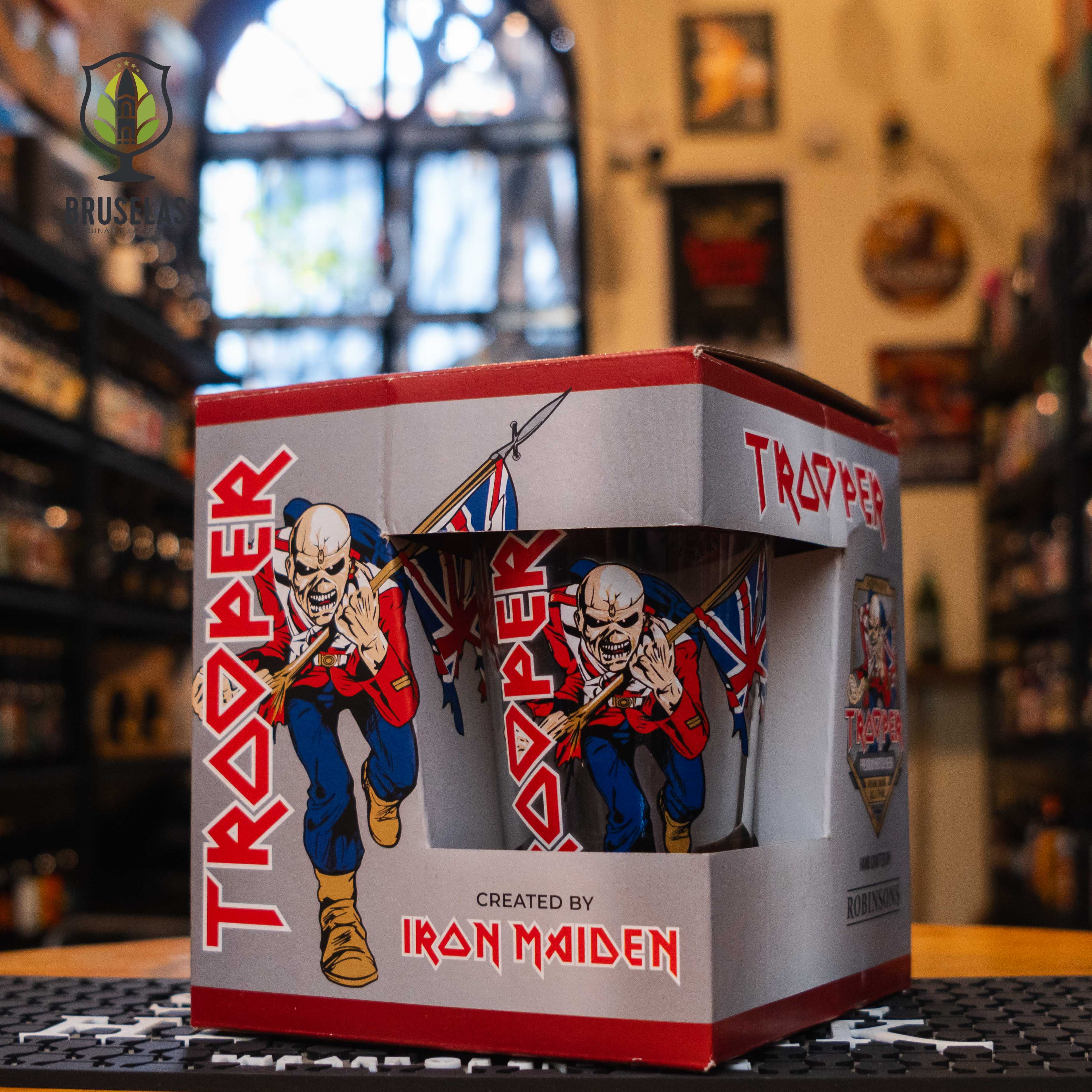 Iron Maiden - Trooper Box Clásico Plata