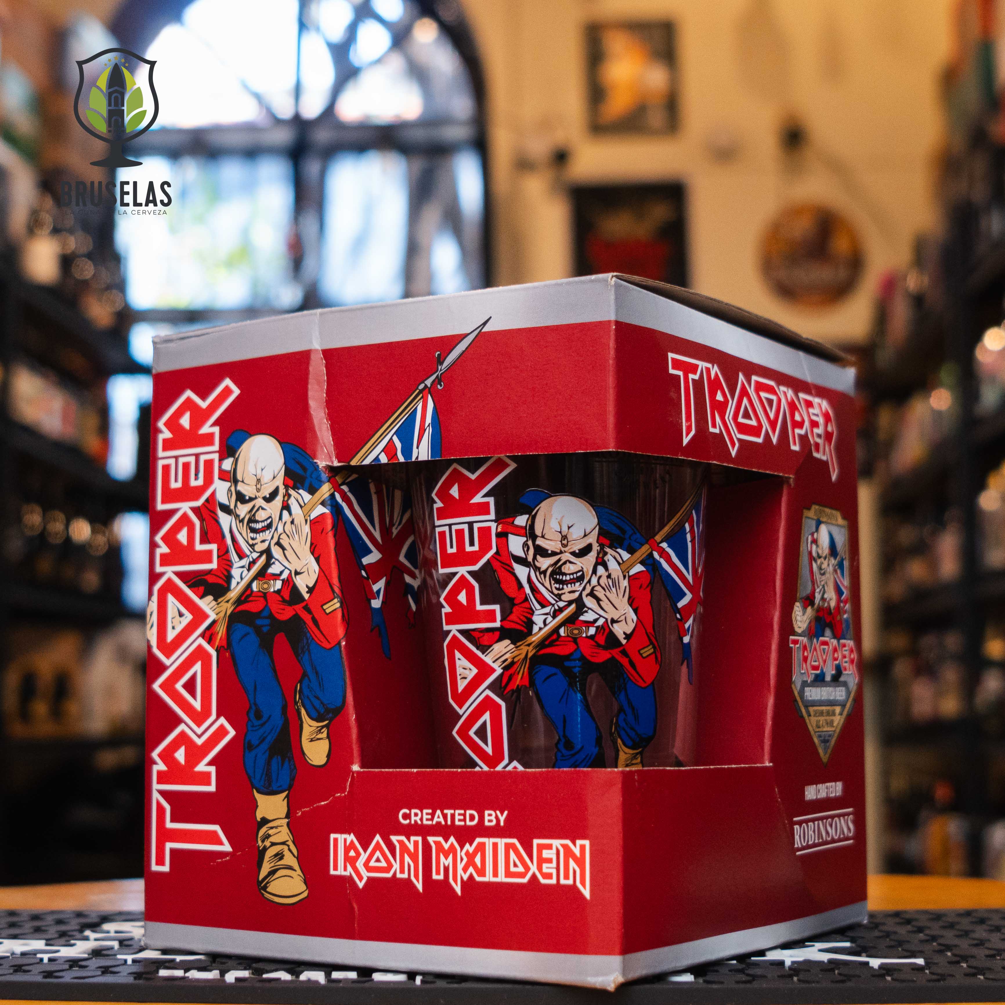 Iron Maiden - Trooper Box Clásico Rojo