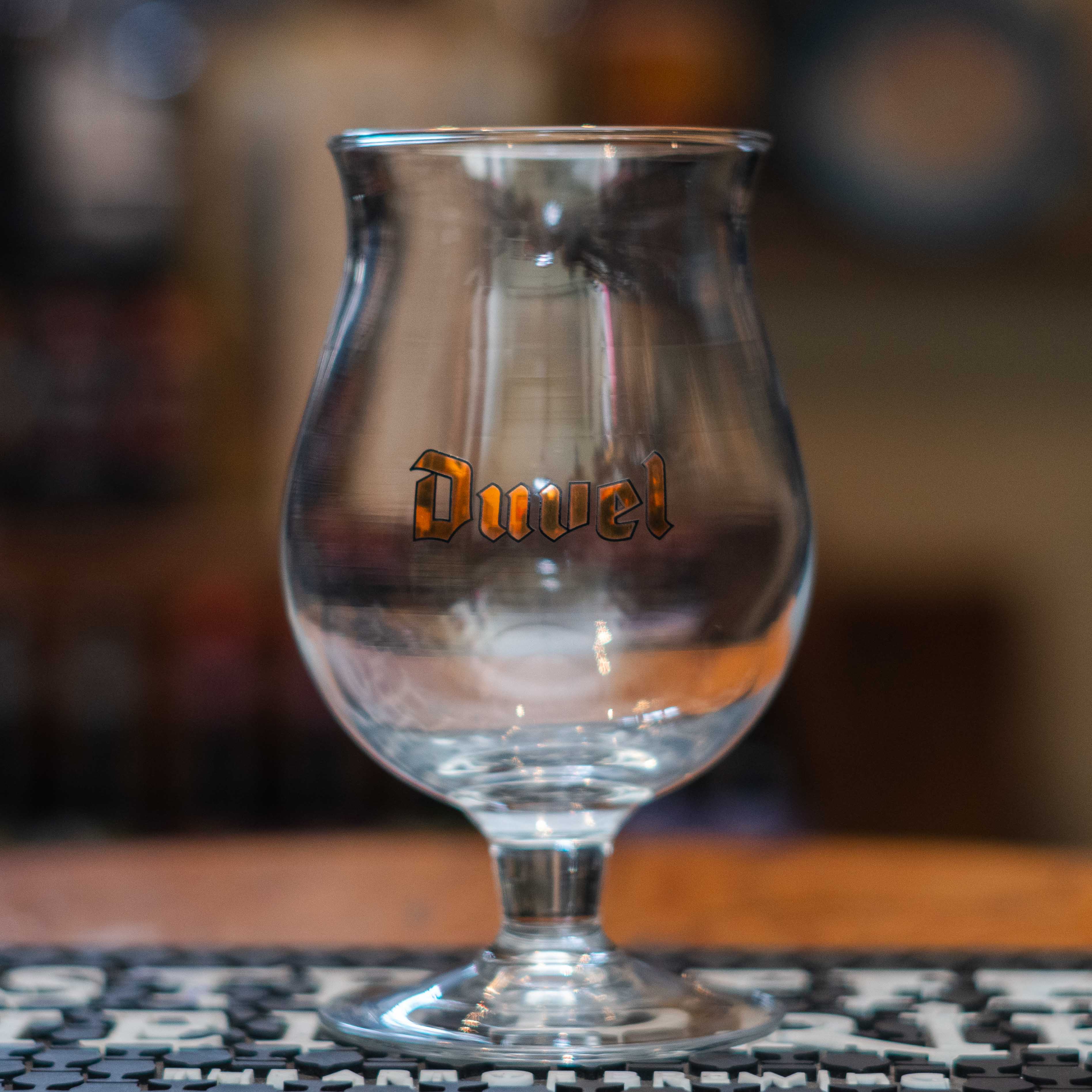 Duvel - Copa Logo Dorado 330ml- BruselasBeer