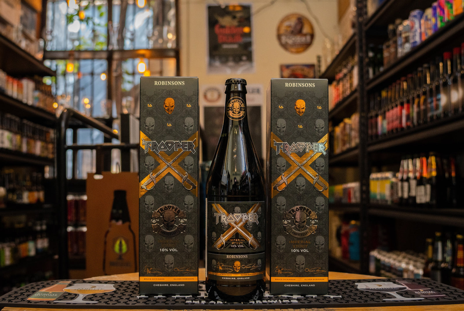 Trooper X Aniversario, Imperial Stout edición especial de Iron Maiden por Robinsons Brewery, 10% ABV